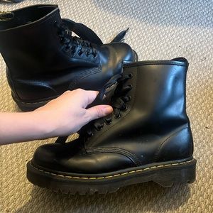 Dr. Martens 1460 Smooth Leather Platform Boot